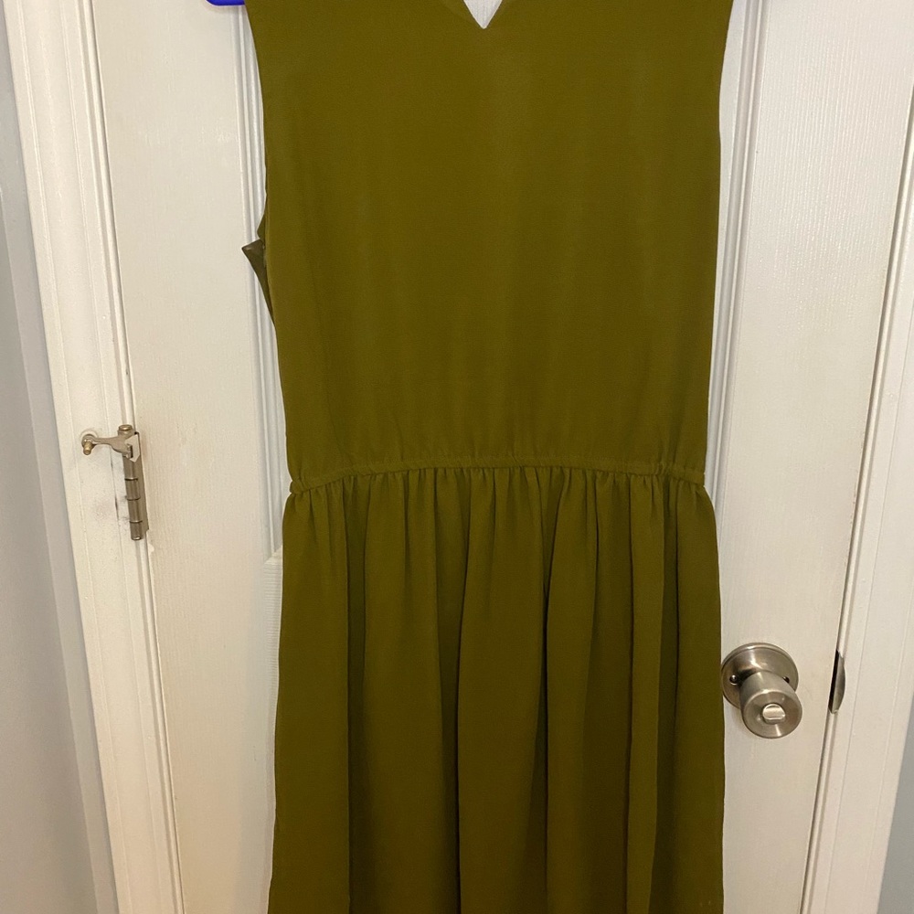 Mia joy dress size medium